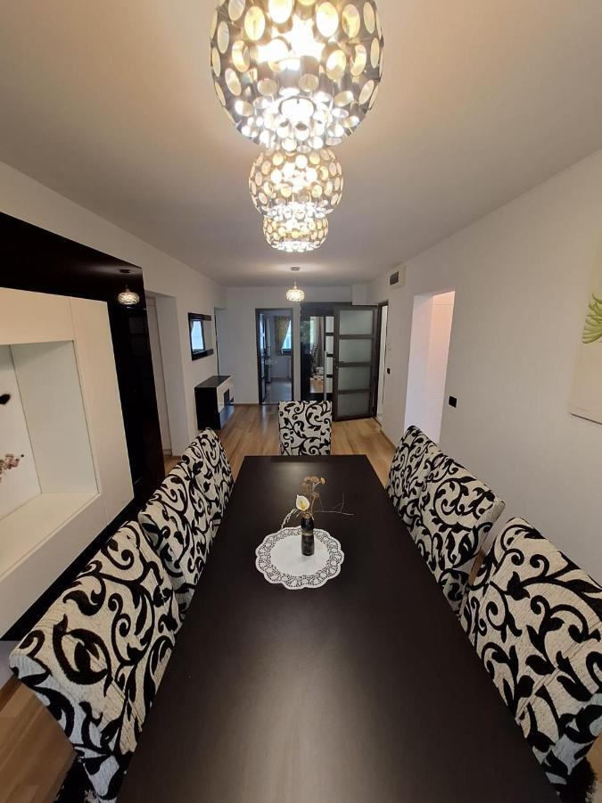 Urban George Enescu 4 Beedroom Apartment Suceava Bagian luar foto