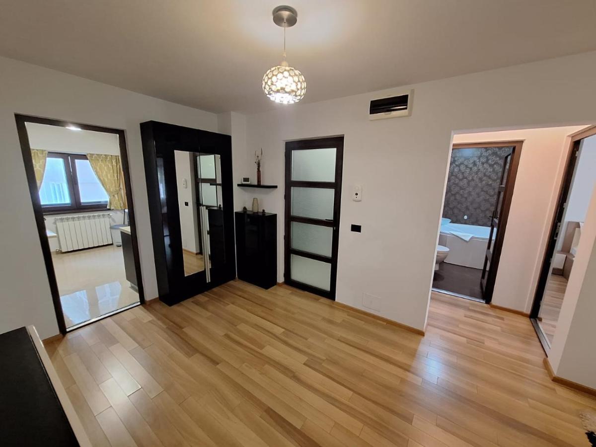 Urban George Enescu 4 Beedroom Apartment Suceava Bagian luar foto